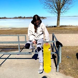 american eagle mom jeans